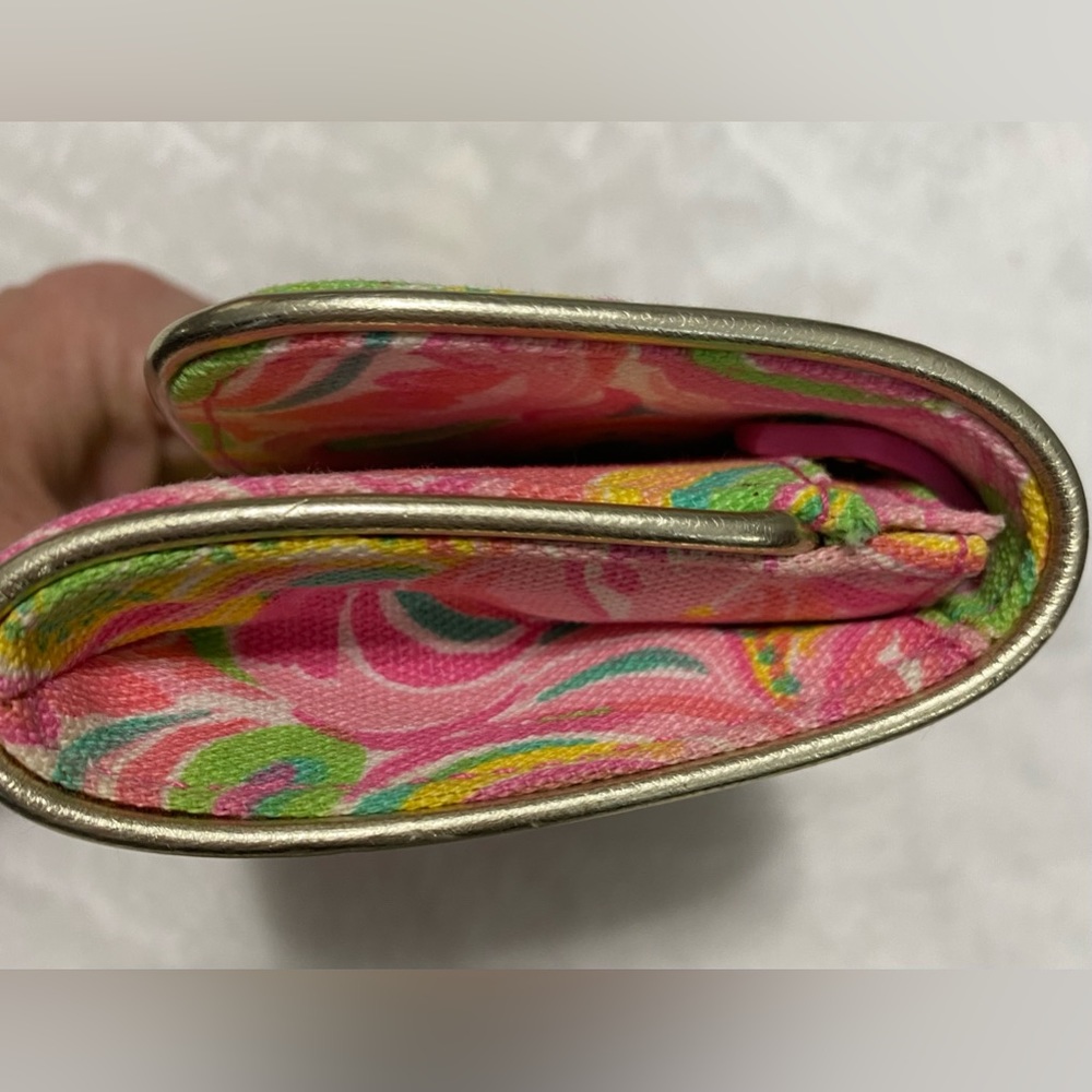 Lilly Pulitzer It's A Keeper Canvas Wristlet Wallet Pink Green Paisley Gold - Picture 6 of 11